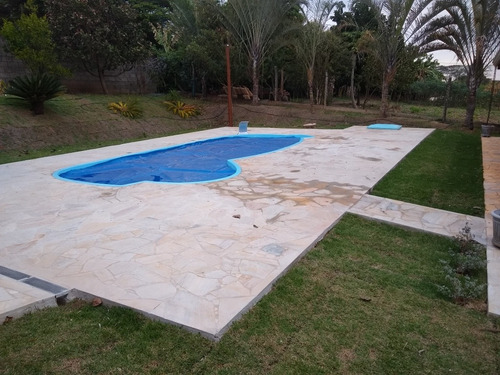 Imagem 1 de 5 de Especialista Em Pedras São Tomé Venda/instalação De Piscinas