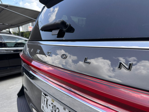 Lincoln Navigator 2024