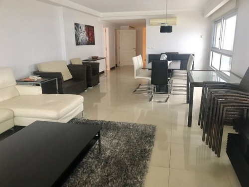 Apartamento 3 Dormitorios En Playa Brava, Punta Del Este.