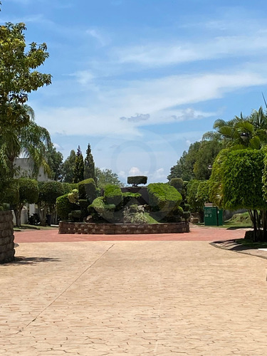 Terreno Residencial En Venta En Fraccionamiento La Herradura