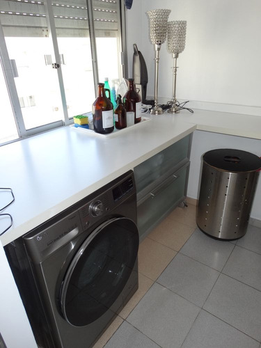 Imagen 23 de 30 de Apartamento En Venta Sobre Rbla. Con Vistas Al Mar, 3 Dormitorios, Parrillero De Uso Esclusivo Y Servicio 2 Garajes