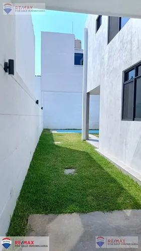 Venta De Casa En Condominio, Atlacholoaya, Xochitepec, Morelosclave 5462
