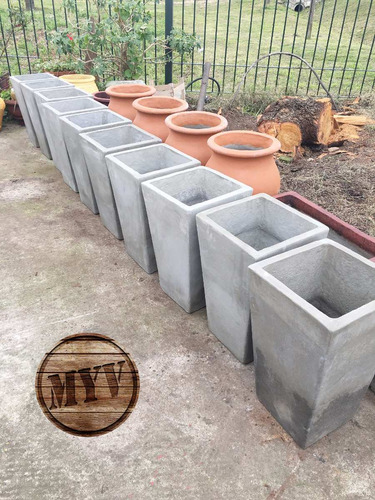 Imagen 4 de 5 de Macetas Reforzada Tacas Alto 60 Boca 36x36 Gruesas