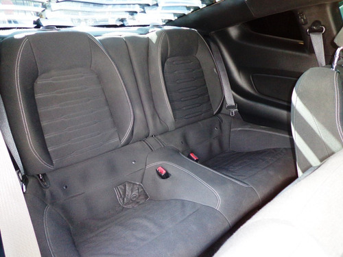 Imagen 10 de 12 de Ford Mustang Gt Coyote 2015 5.0 Automático