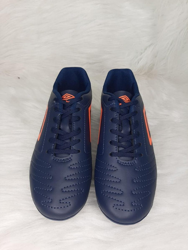 Imagem 2 de 2 de Chuteira Masculino Umbro Campo Class Ref:u01fb001011