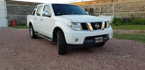 Nissan Frontier 2011 2.5 Le Cab Doble 4x4