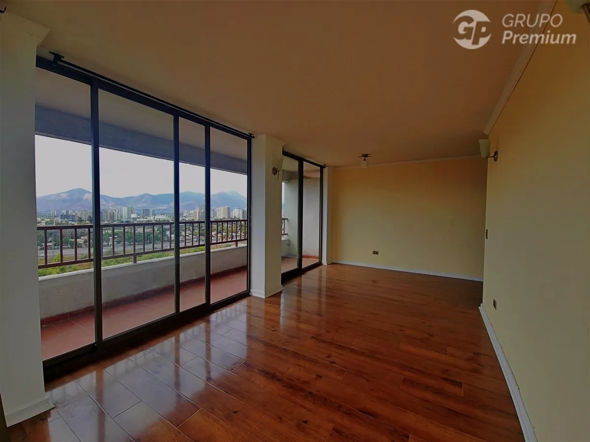 Imagen 2 de 21 de Gran Oportunidad Amplio Departamento 85 M2 Parque Los Reyes
