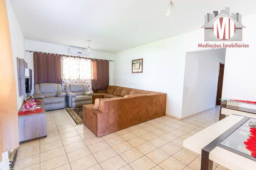 Imagem 15 de 28 de Ótima Chácara Com 2 Dormitórios, Piscina, Pomar, Salão De Jogos, Bem Localizada, À Venda, 1500 M² Por R$ 450.000 - Zona Rural - Pinhalzinho/sp - Ch1032