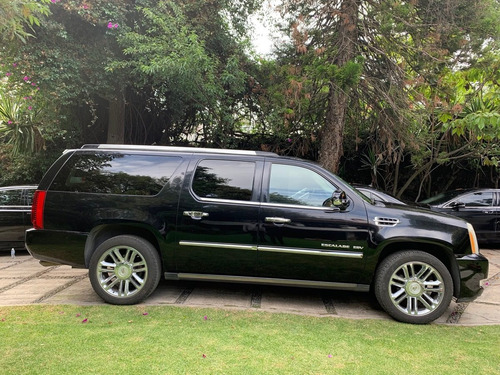 Imagen 1 de 9 de Cadillac Escalade Esv Platinum