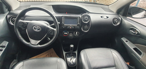 Toyota Etios 1.5 Platinum At
