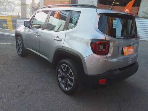 Imagem 8 de 9 de Jeep Renegade 1.8 16v Flex Longitude 4p Automático
