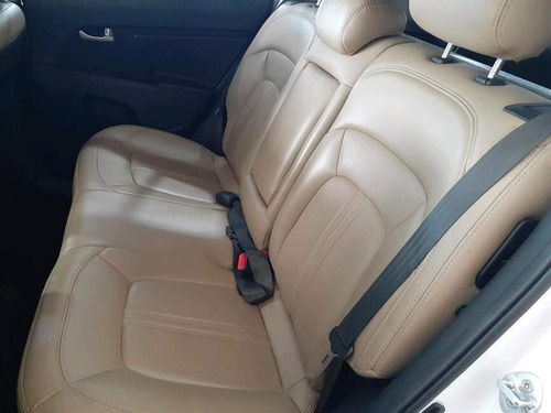 Imagem 10 de 12 de Sportage 2.0 Lx 4x2 16v Flex 4p Automático