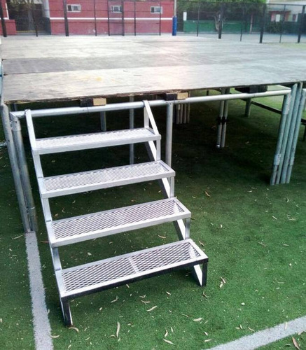 Alquiler De Escenarios, Tarimas, Pasarelas