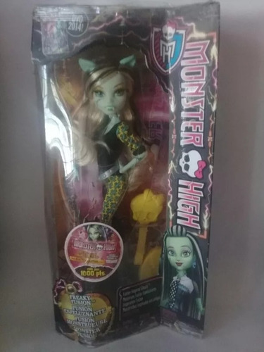 Monster High Doll Freaky Fusion Frankie Stein Fusion Clawdee (Usado)