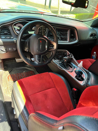 Imagen 9 de 13 de Dodge Challenger 2019 6.5l Sc Pack At