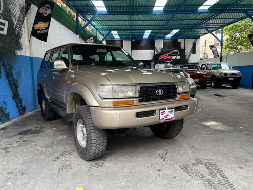 Toyota Burbuja Vx
