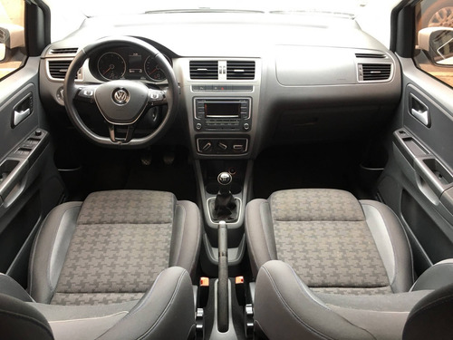 Volkswagen Fox 1.6 Msi Comfortline 8v Flex 4p Manual