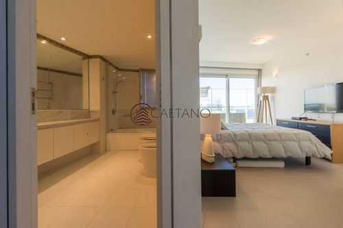 Imagen 14 de 30 de Apartamento Penthouse, 4 Dormitorios Y Dependencia, Brava, Punta Del Este, Venta - Punta Del Este Brava