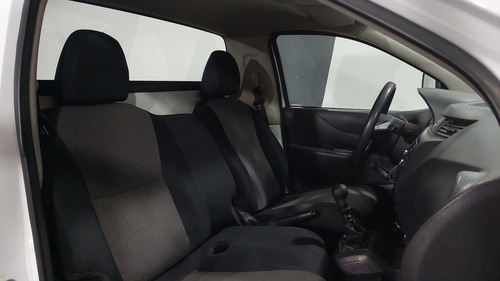 Nissan NP300 2.5 NP300 CHASIS CABINA