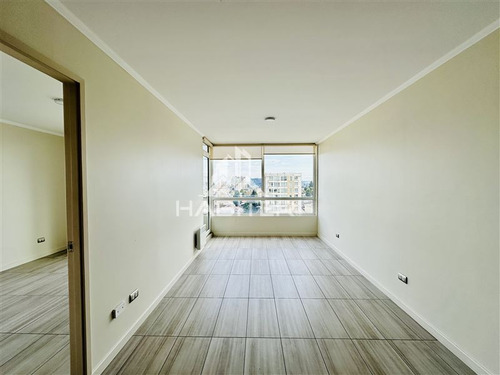 Departamento En Venta De 1 Dorm. En Temuco