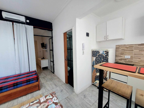 Venta - Departamento Un Ambiente Dividido - Contrafrente Abierto Centro