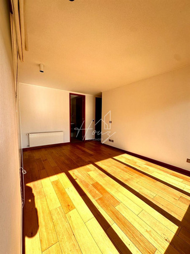 Excelente Y Amplio Dpto. En Arriendo En Jardín Del Este - 4d