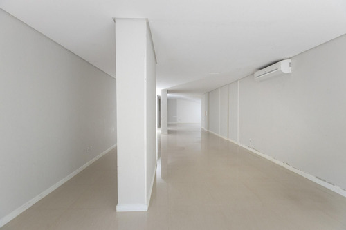 Imagem 16 de 23 de Blue Ocean Residence - Sala 06 - 82210