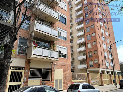Imagen 4 de 30 de Duplex 2 Amb C/cochera. Coc Indep Bño/toil. Full Amenties!