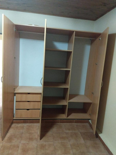 Edificio Comercial En Venta En Gregorio De Laferrere