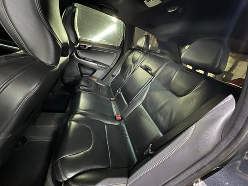 Volvo XC60 2.0 T5 R-design Drive-e 5p