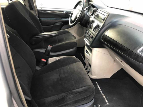Chrysler Town & Country 3.6 Lx Mt 2012