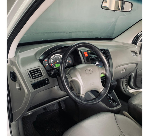 Hyundai Tucson 2.0 MPFI GLS 16V 143CV 2WD FLEX 4P AUTOMÁTICO