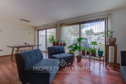 Renovada Casa 3d 3b Servicios 2e Manquehue/plaza ...