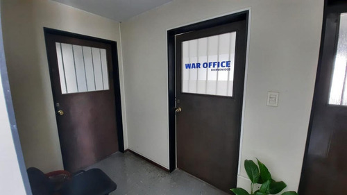 Imagen 3 de 11 de Oficina De 48 Mts2 En Venta La Favorita Luminosa Centro