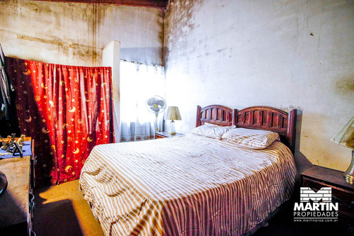 Casa En Venta En Boulogne Sur Mer. Son Dos Casas, Lote De 10x26. A Una Cuadra De Panamericana.
