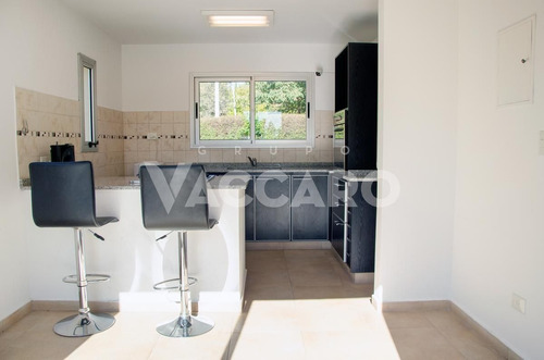 Imagen 4 de 30 de Casa En Venta En Barrio Cerrado Moreno