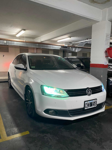 Volkswagen Vento 2.0 Sportline Tsi 200cv Bi-xenon Dsg 2013