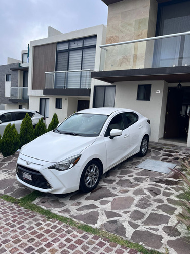 Toyota Yaris 1.5 R Xle At