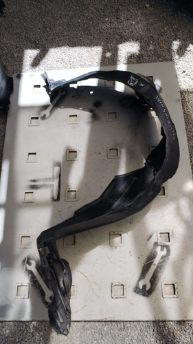 Lodera Delantera Derecha Toyota Yaris 17-18 Con Detalle