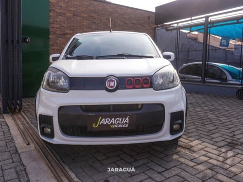 Imagem 3 de 13 de Uno 1.4 Evo Sporting 8v Flex 4p Automatizado