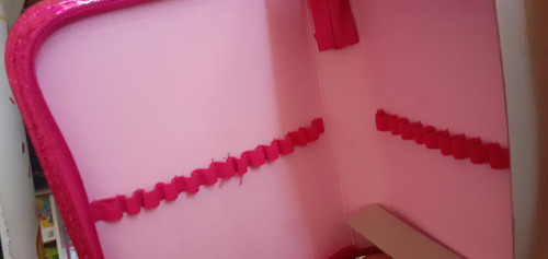 Imagen 4 de 4 de Cartuchera Canopla Pvc Brillante Detalles En Glitter Barbie