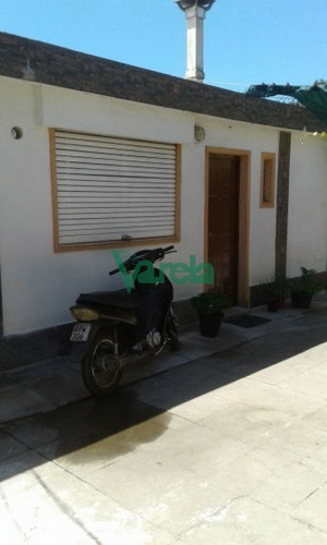 Imagen 8 de 12 de Casa En Venta Salinas Sur 2 Dorm Mas Apto De 1 Dorm Fondo Y Parrillero - Balnearios Salinas