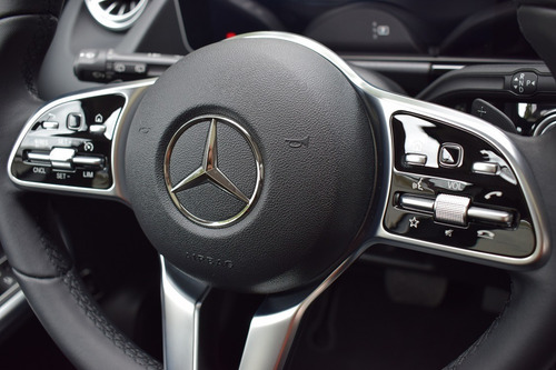 Mercedes Benz B200 Progressive 2019 900 Kms