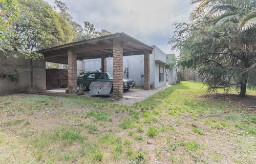 Imagen 15 de 30 de Lote De 559 M2 En Esquina Con Casa 4 Amb A Reciclar - Ituzaingó Sur