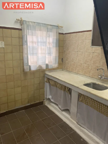 Inversionista: Apartamentos, Deposito Y Garage.