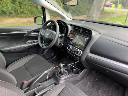 Imagen 14 de 15 de Honda Wr-v Lx 1.5 Mec