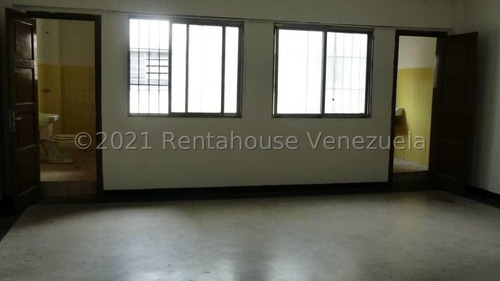 Imagen 2 de 7 de Local Comercial En Alquiler#21-19900#veronica Martinez Rent-a-house