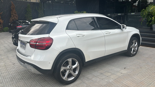 Mercedes-Benz Classe GLA 1.6 Enduro Turbo Flex 5p