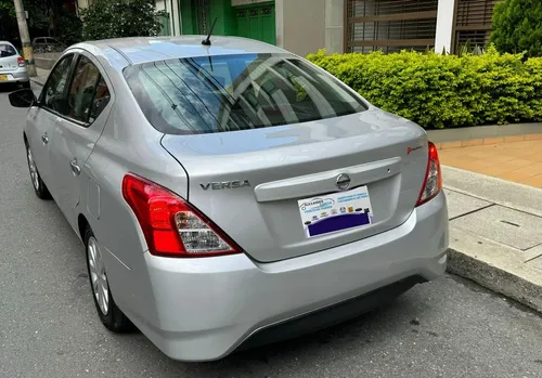 Nissan Versa 2017 Automatico Y Con Boton De Encendido