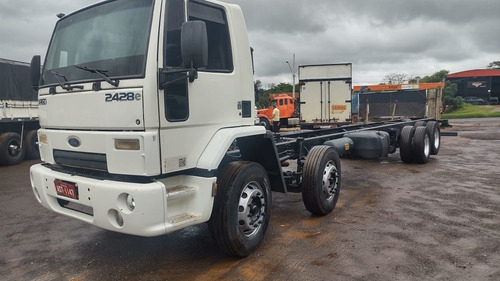 Ford Cargo 2428 2010 4º Eixo